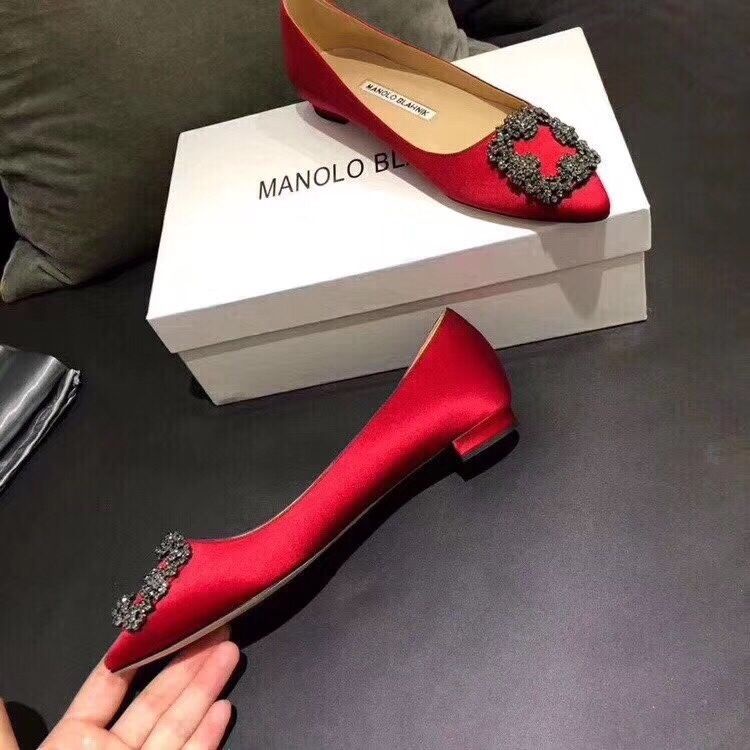 Giày Cao Gót Mũi Nhọn Đính Đá Thời Trang Dành Cho Nữ 23 Tuổi