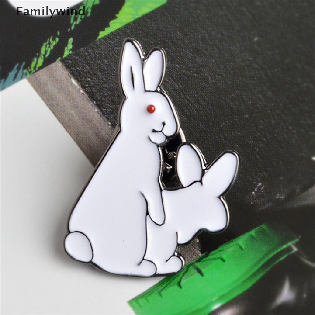 Familywind &gt; Ghim Cài Áo Hình Hai Chú Thỏ Trắng Ác Quỷ Hoạt Hình Dễ Thương Làm Quà Tặng Cho Nữ