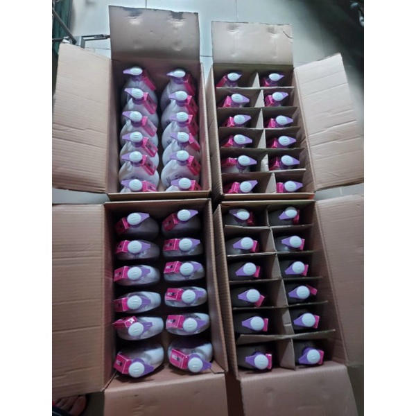 Sữa tắm hương nước hoa_chai 1000m_tặng kèm nước hoa mini_màu hồng như hình chính hang