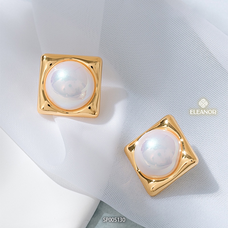 Bông tai nữ Eleanor Accessories hình vuông màu gold đính ngọc trai nhân tạo phụ kiện trang sức 5130
