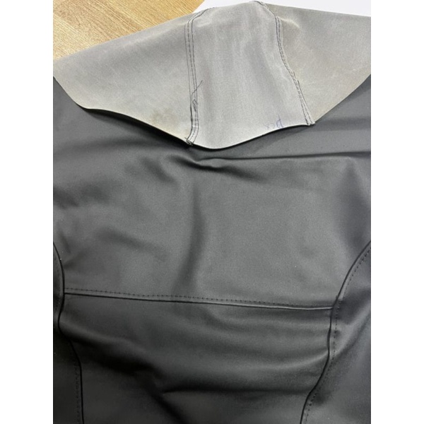 vỏ da yên xe pcx đời 2014-2018( da zin giá rẻ)