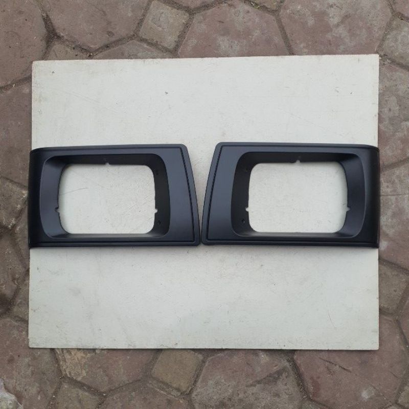 ỐP PHA ĐÈN Ô TÔ SUZUKI 5 TẠ