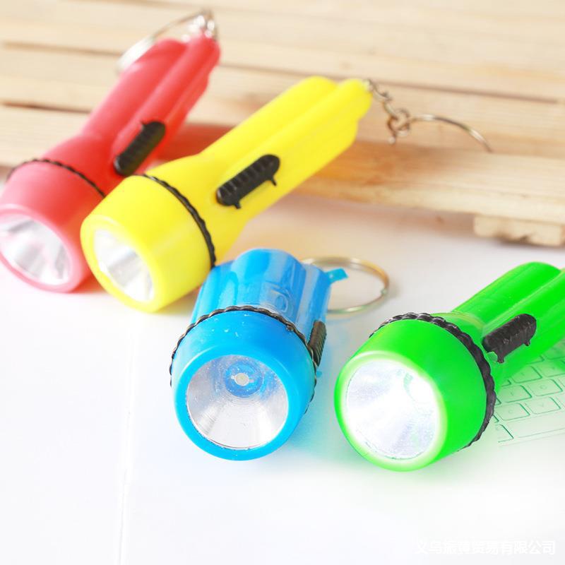 Đèn Pin LED Mini Có Móc Khóa Tiện Lợi