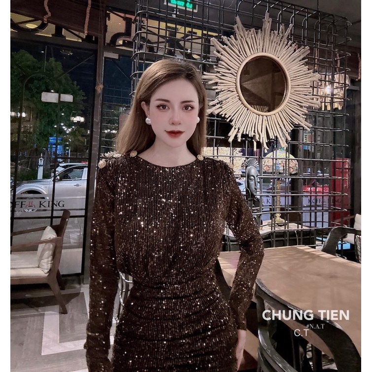 Váy kim sa dài tay cúc vai