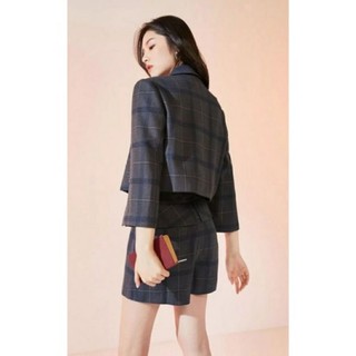 ÁO KHOÁC DẠ VERO MODA AUTH