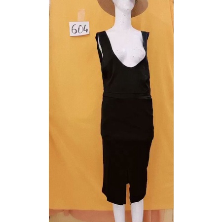 đầm yếm Thun size M/L. S604