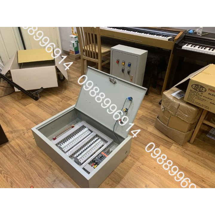 Tủ phân phối nhà 8 tầng aptomat schneider