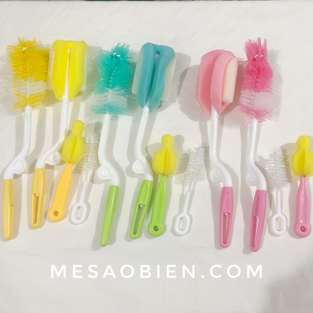 Bộ cọ bình sữa 4 chi tiết cho bé