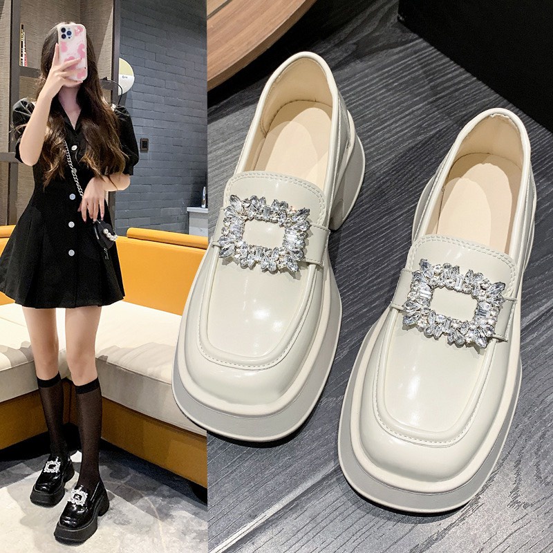 Giày Loafer Đế Siêu Nhẹ Cao 5Cm Da Bóng Đính Đá Vuông G086