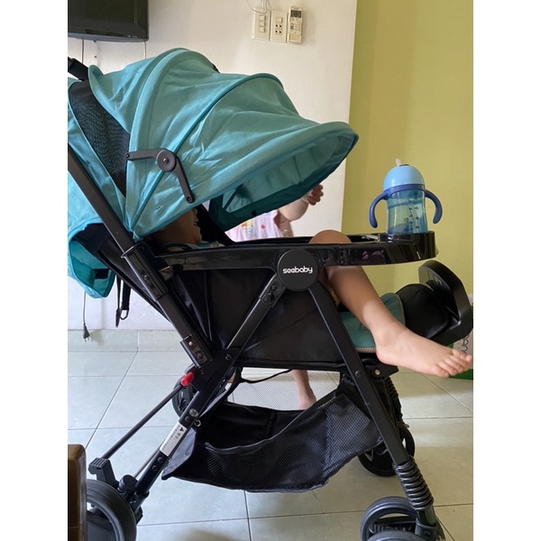 Thanh lý !! New90% xe đẩy cho bé 2 chiều seebaby( có hình thật)