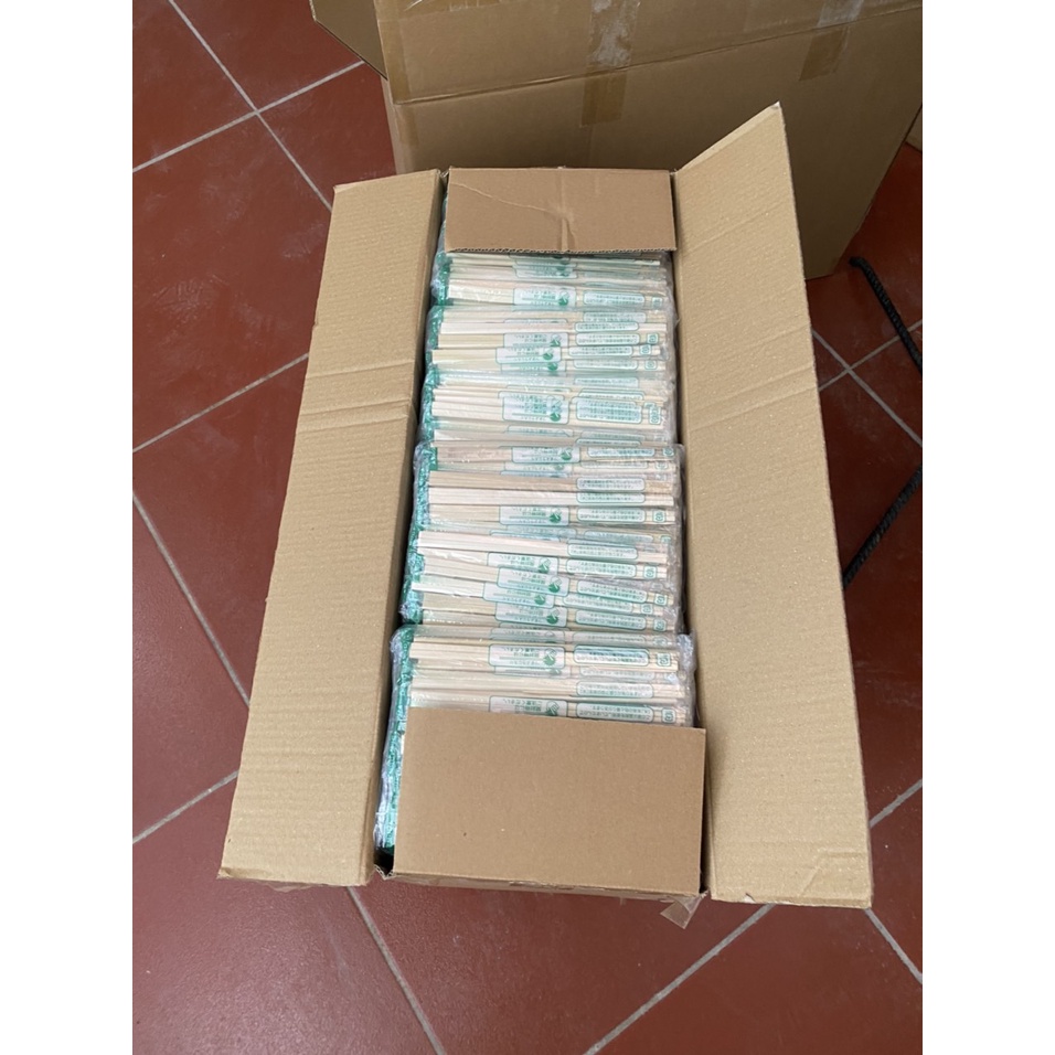 1 thùng đũa tách opp 4000 đôi loại ngắn 18cm có tăm