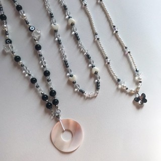 𝐓𝐇𝐄𝐎 - Dây Chuyền Choker Pha Lê Hạt Trai Xám