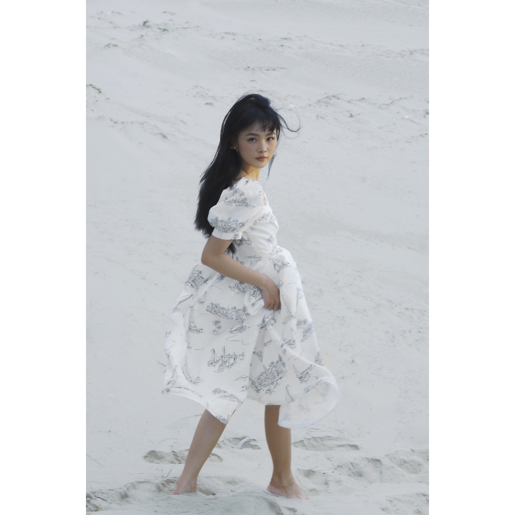 Đầm xòe kiểu nữ tay phồng The Country Fall Diary Dress - vải linen trắng in hoạ tiết