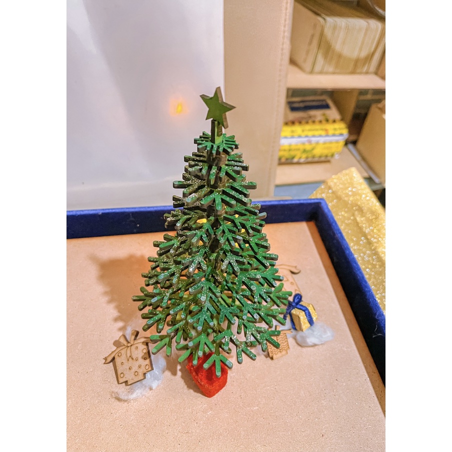 Mẫu lắp ráp cây thông noel