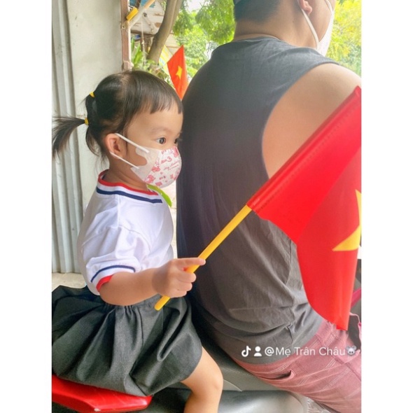 Combo 10- 50 Chiếc Khẩu Trang Y Tế Trẻ Em 5D Taki In Hình Hoạ Tiết Cho Bé Từ 1 Đến 2 Tuổi