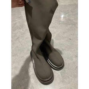 Boot cao cổ V da nhám gót cao 5cm