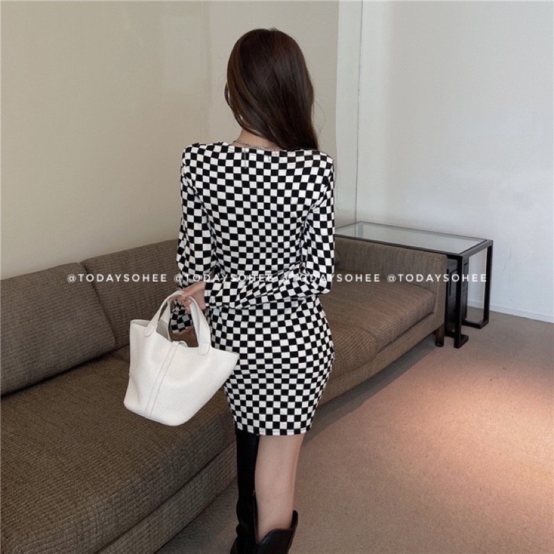 Đầm caro dài tay