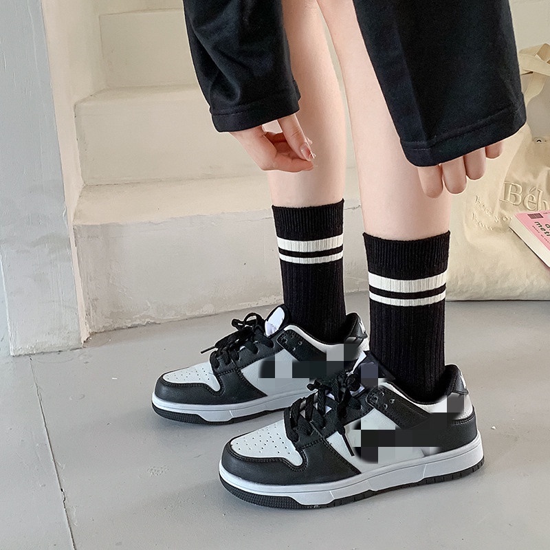 Vớ Thể Thao Mềm Mại Chống Trượt Họa Tiết Sọc Nhiều Màu Sắc Dành Cho Nữ