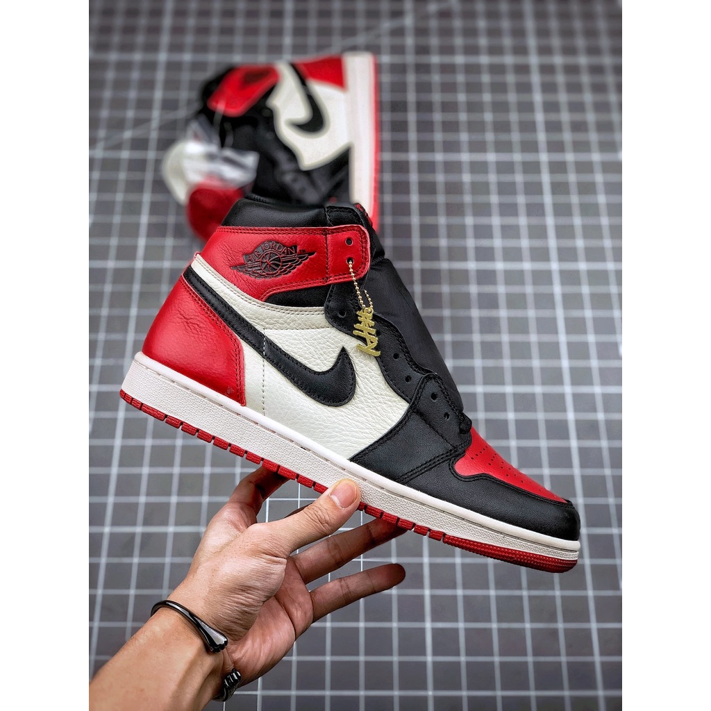 Giày Thể Thao Chơi Bóng Rổ Air Jordan 1 Bred Toe aj1 GBQV 2UR0 Phong Cách Retro