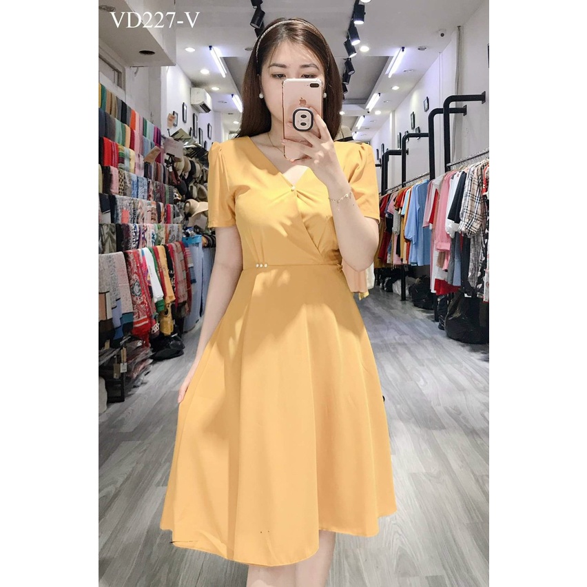 Đầm kết cườm thời trang nữ đi tiệc chất umi cổ trái tim kết cươmd tay ngắn váy xòe qua gối đầm có 4 màu
