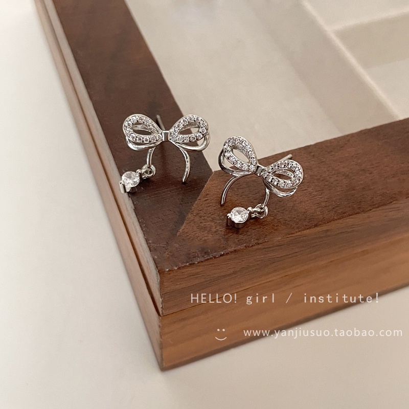 Bông Tai Hình Nơ Đính Đá Zircon Sang Trọng Cho Nữ