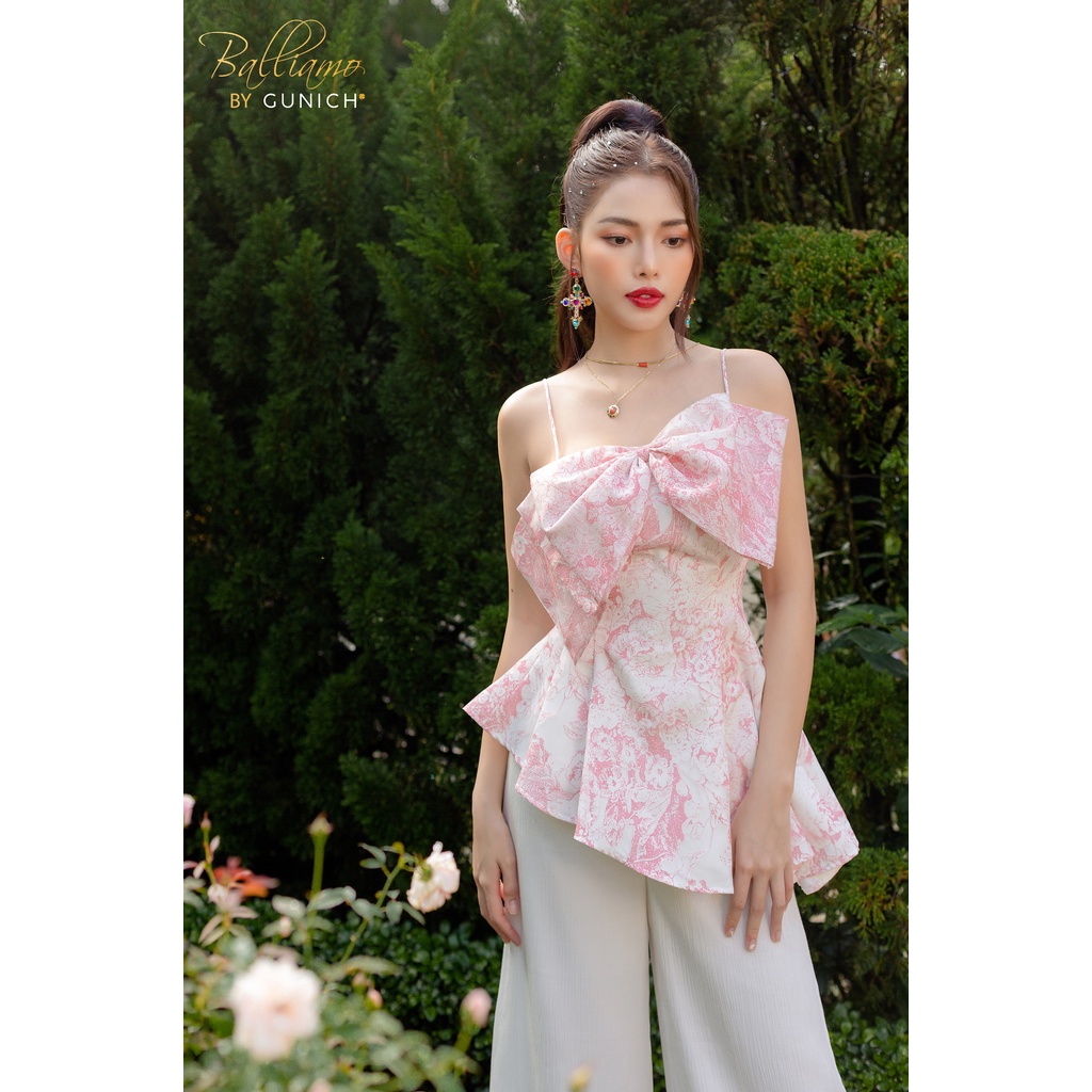 Áo peplum 2 dây đính nơ chất liệu Organza ép họa tiết cao cấp Gunich