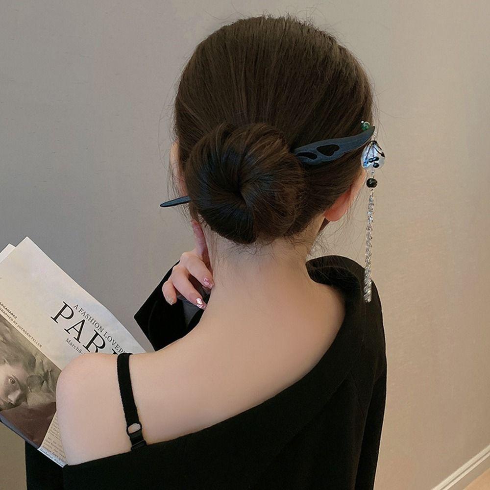 Trâm Cài Tóc Bằng Gỗ Phối Tua Rua Phong Cách Trung Hoa Cổ Điển Cho Nữ