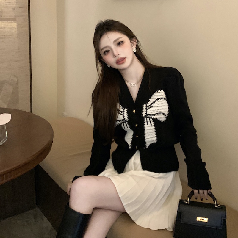 Áo Khoác Cardigan Dệt Kim Đính Nơ Thêu Họa Tiết Màu Sắc Độc Đáo Thời Trang Mùa Đông 2023