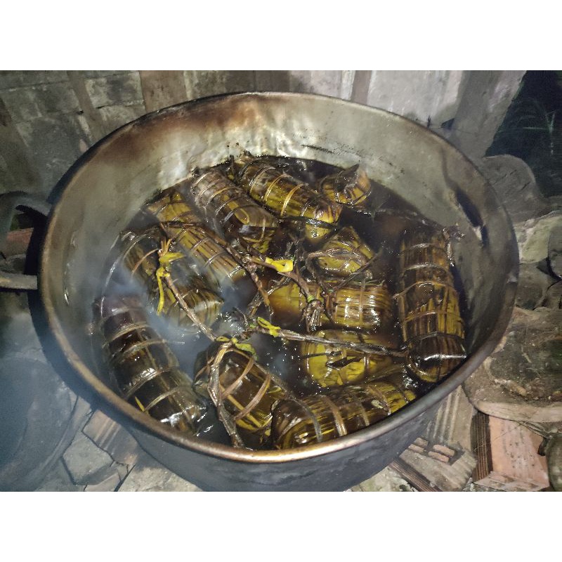 Bánh tét nếp đậu dẻo béo