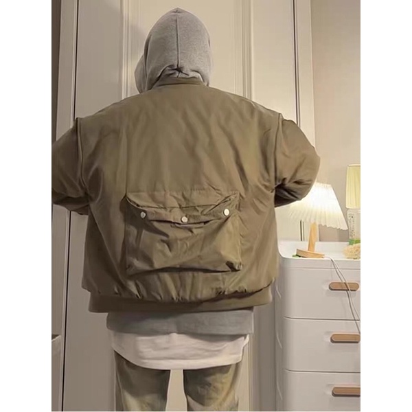 Áo bomber “Galiz x FireOnFire” phong cách đường phố Retro, hoạ tiết khoá kéo tay.
