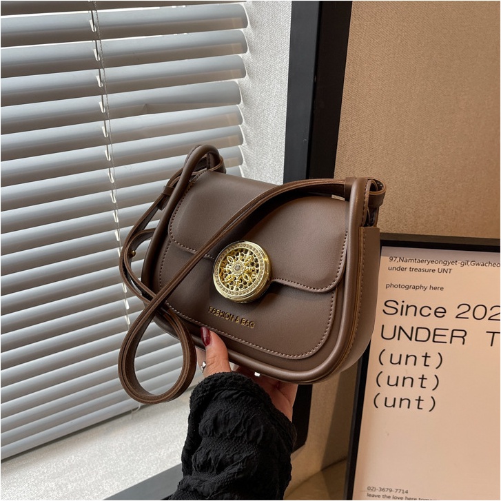 Túi xách nữ khóa xoay hoàng gia cực sang chất da dày 2mm siêu bền cao cấp Capucha T238