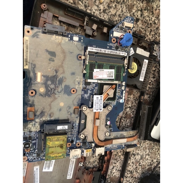 Main chíp ram CQ40 tháo máy nguyên rin.