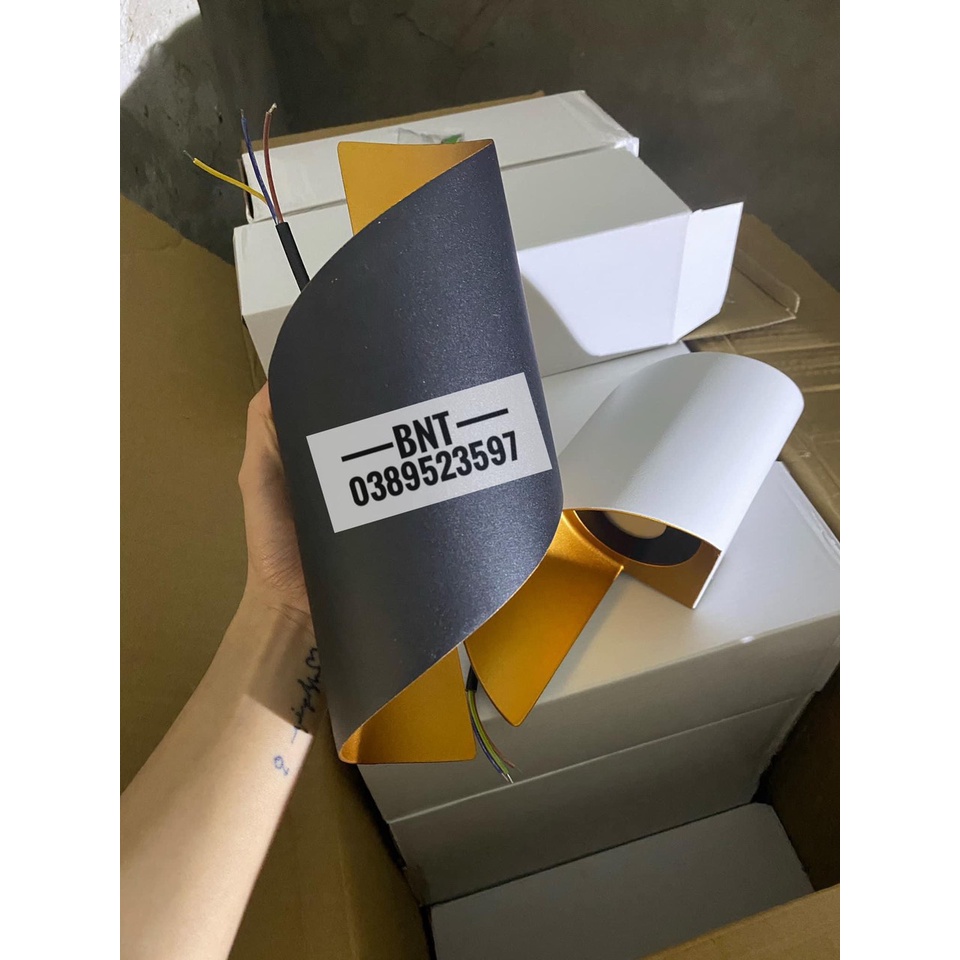 Đèn hắt tường xoắn ốc màu đen loại 10w , đèn hắt trang trí nhà cửa ,sân vườn