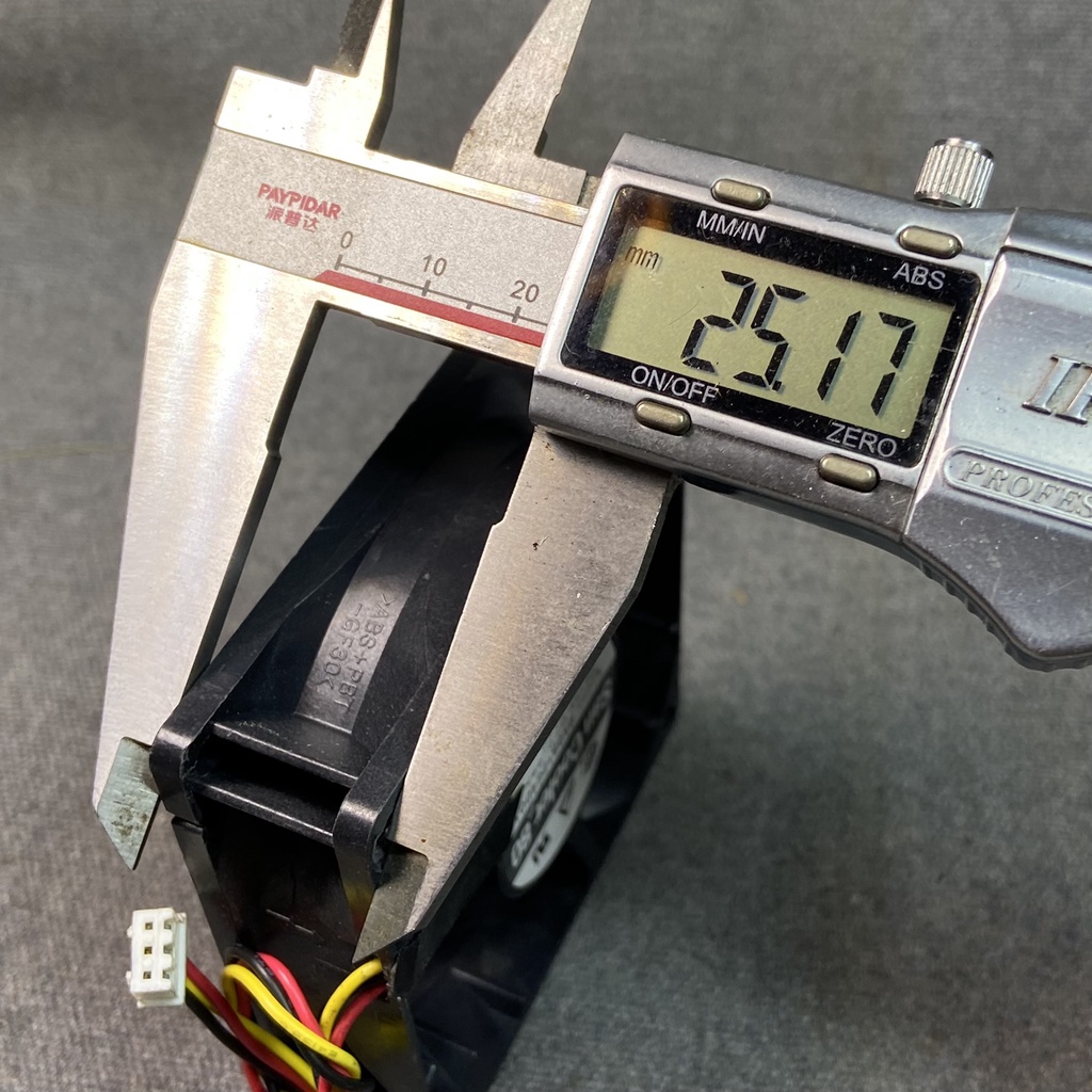 QUẠT 8 CM 12V 0.37A / 0.38A  Sanyo Denki  9A0812G4D01 / 9GV0812P4K03