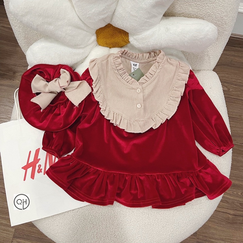 Váy nhung bé kèm mũ