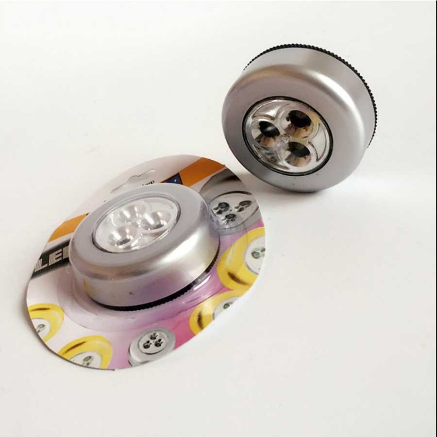 Đèn led cốp, trần ô tô LAKADO chạy pin - 3 mắt LED siêu sáng, đa năng và tiện ích