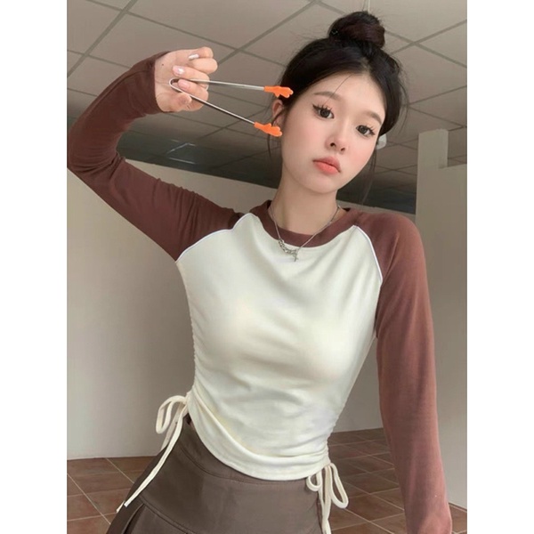 Áo croptop trắng nâu phối màu rút dây hai bên nữ RD130