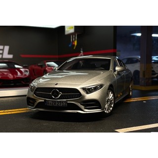 Mô hình xe mercedes benz cls tỉ lệ 1:18 norev