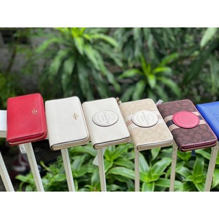 Ví Coach auth sale (nhiều màu, inb để hỏi về màu nhé)