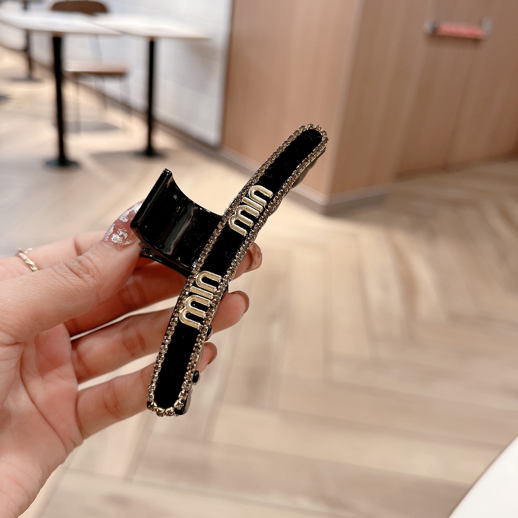 Kẹp Tóc Hình Cá Mập Đính Đá Phong Cách Retro Cao Cấp Cho Nữ