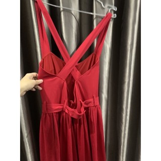 Váy đỏ size M, Thanh lý , chất vải đẹp co dãn.