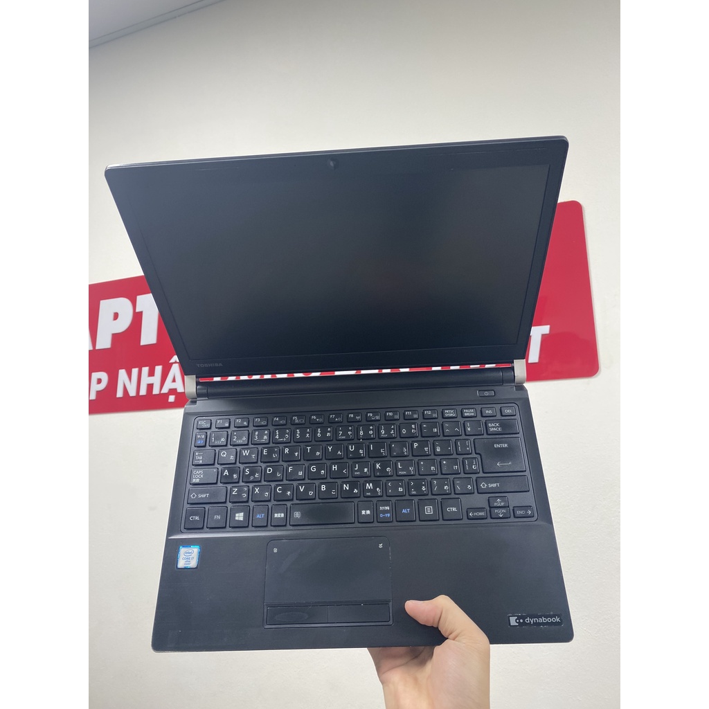 Xả Laptop Toshiba R73 Core i7-6600u Ram 8 SSD 256 màn 13'3 inch siêu bền