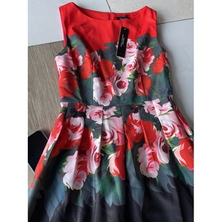 Đầm dạ hội  TAHARI hoa cực xinh 🍀🍀🍀