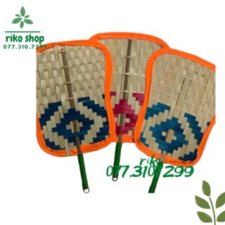 quạt đan tre quạt mo phong cách truyền thống