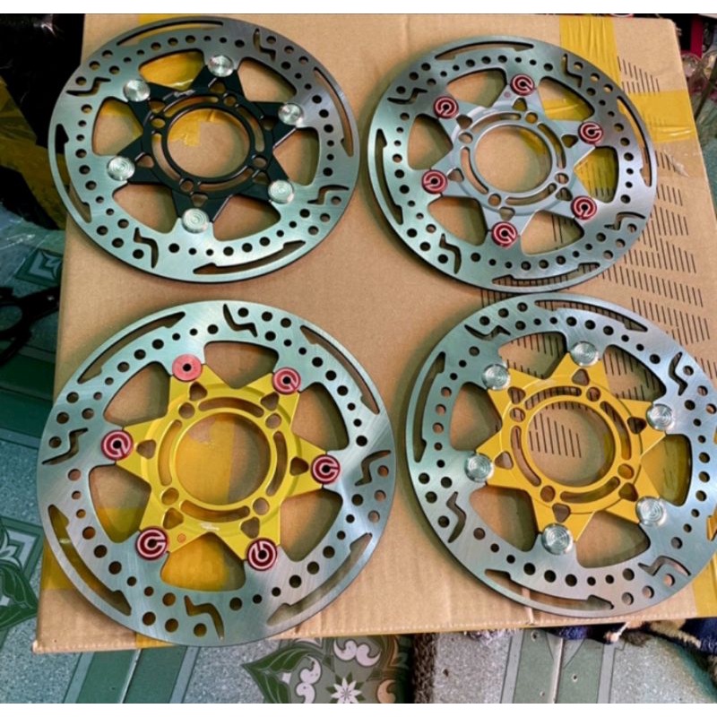 Đĩa brcmbo Size 220mm Thailand 4 lỗ Thông dụng gắn nhiều dòng xe