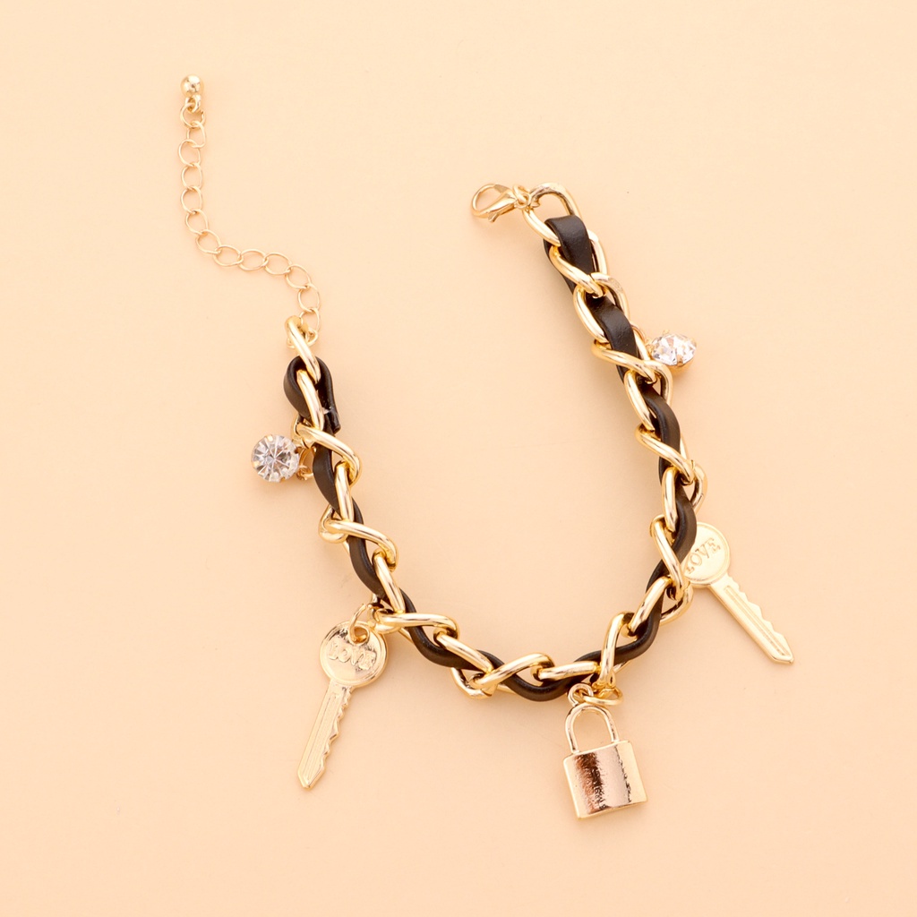 Vòng Đeo Tay Bằng Da Đính Đá Nhiều Màu Sắc Cá Tính