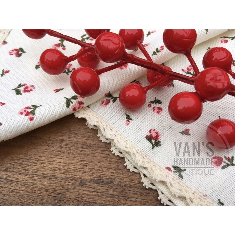 Khăn tay vải linen 1 lớp viền ren Vintage, quà tặng handmade