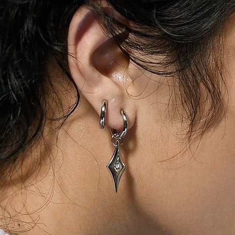 Bông Tai Dạng Kẹp Bằng Thép Titan Đính Đá Zircon Hình Ngôi Sao Đơn Giản Cho Cặp Đôi