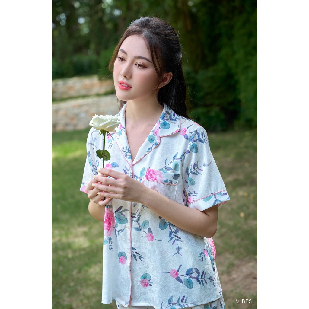 VIBES Bộ Pijama ngắn lụa gấm cao cấp Rosie Py Set