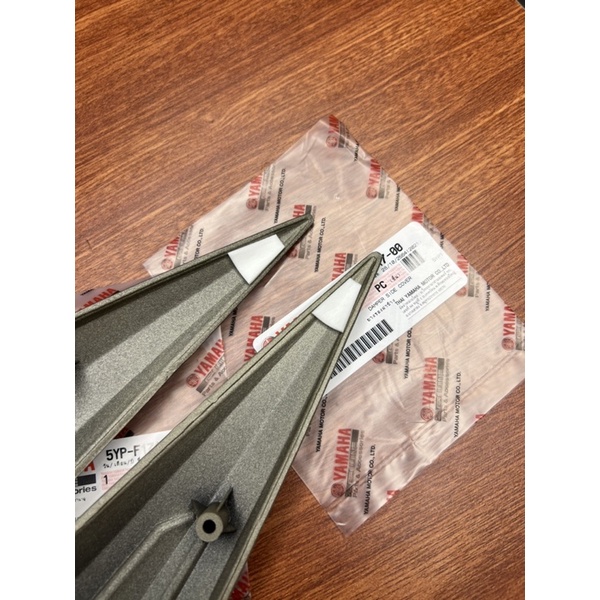 Bộ 2 Mút Dán Cánh Chim Chống Rung Rè Spark 135i